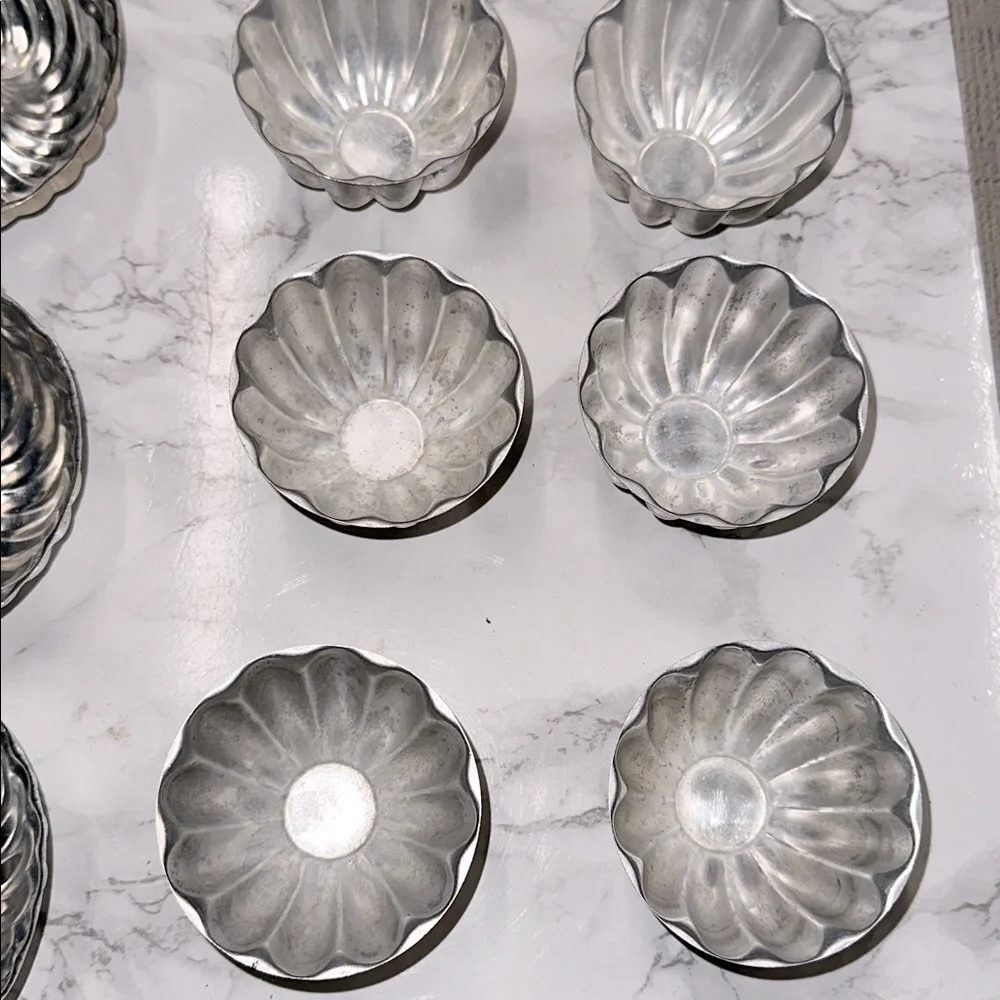 Set of vintage Silver Metal Baking Molds